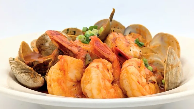 Shrimp scampi with littleneck clams at Campanale's